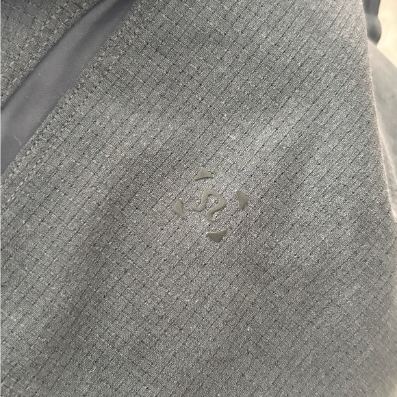 Lululemon Athletic Shorts Men’s XL Gray - Picture 5 of 5